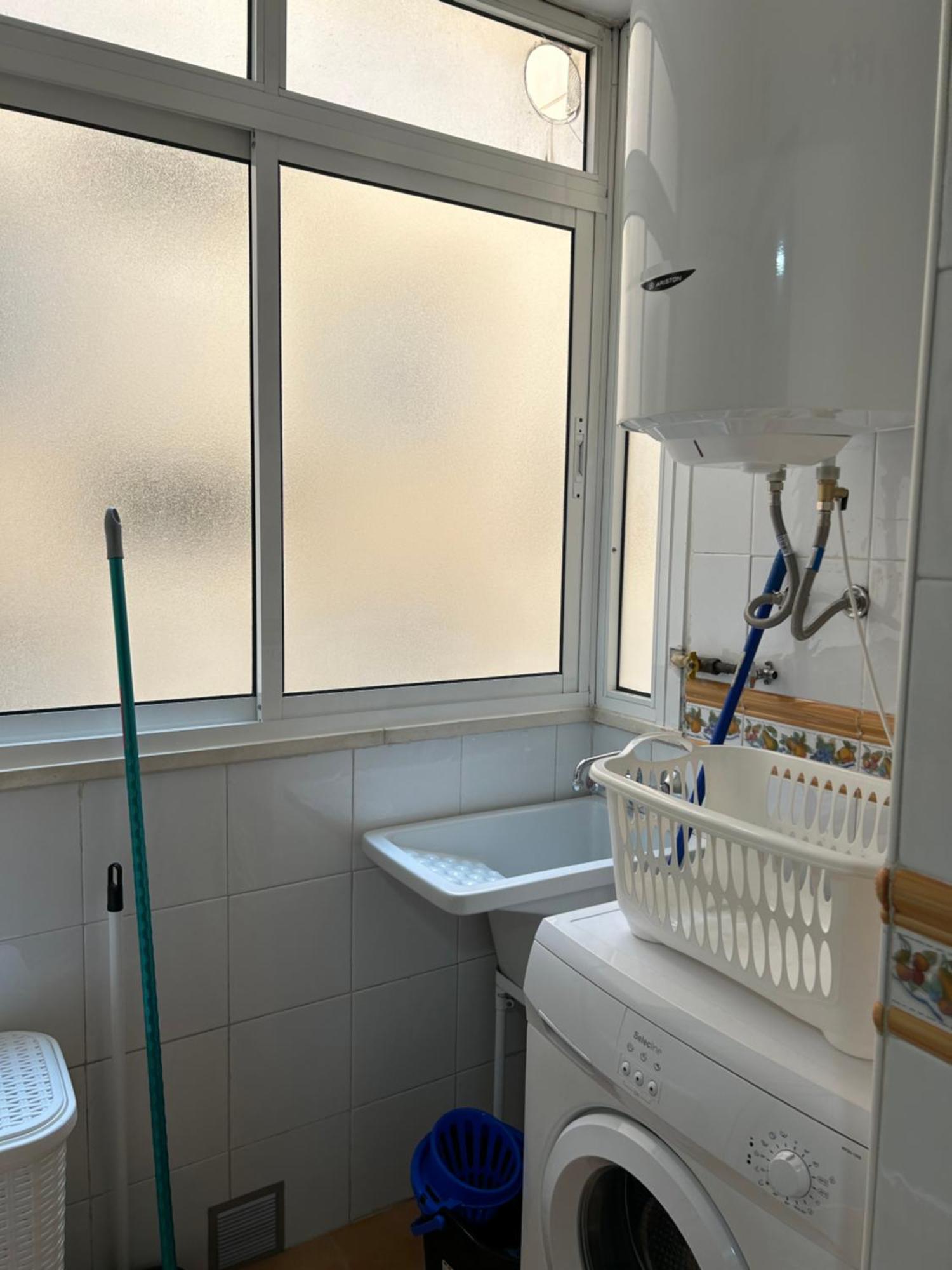 Garden Teatinos, Apartamento Con Piscina Y Ac Malaga Zewnętrze zdjęcie